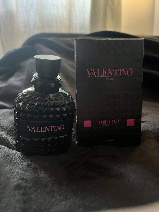 Valentino Born in Roma Extradose