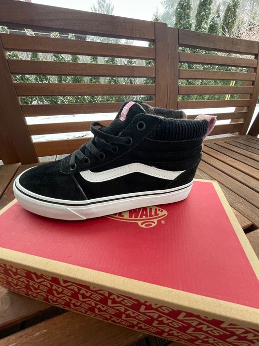 Nowe buty damskie Vans Ward Hi Mte 38,5