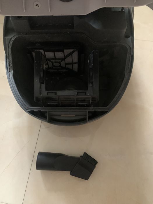 Пилосос Clatronic BS 1300 White, бу