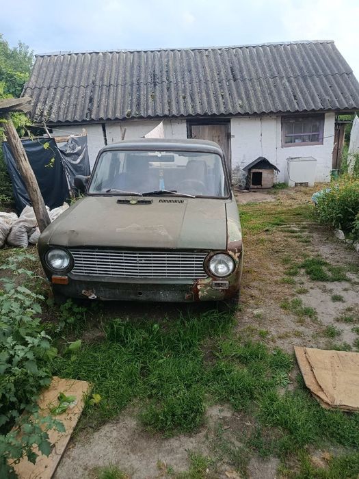 Продам машину ваз 2101