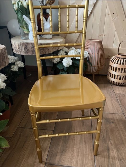 Krzesla  Chiavari 40 szt