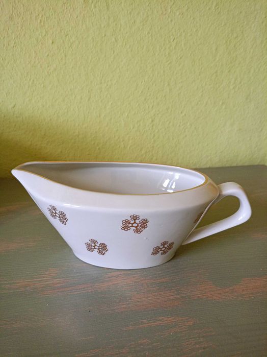 Serwis stołowy porcelanowy vintage. Chodzież.