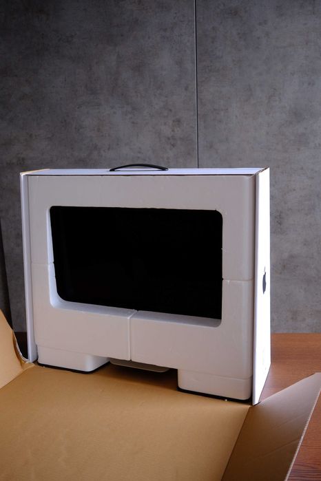 IMac Retina 4K 21.5' | 2017 | Intel Core i5 | AMD Radeon Pro 555 | 256G SSD