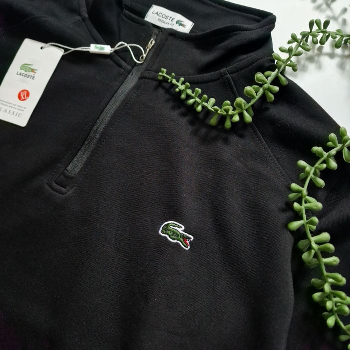 Продам світшот Lacoste