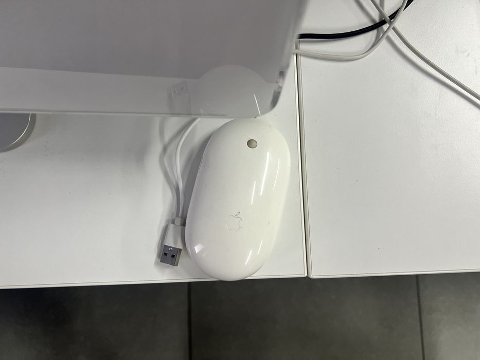 Продам Apple iMac компьютер