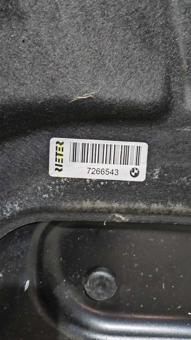 Capo MINI ONE R56 (Preto)