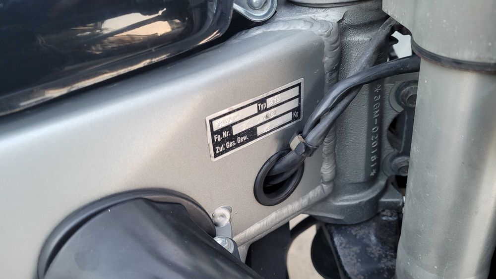 Yamaha FZR 1000 części reflektor zaciski zbiornik rama moduł wiązka