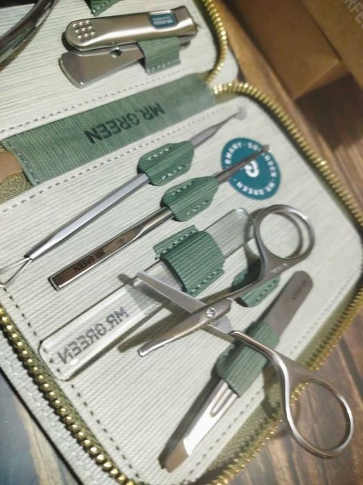 Манікюрний набір Mr. Green Mr-8888i набір для манікюру маникюрный