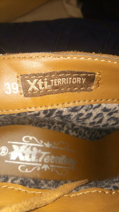 Botas botins novos XTI