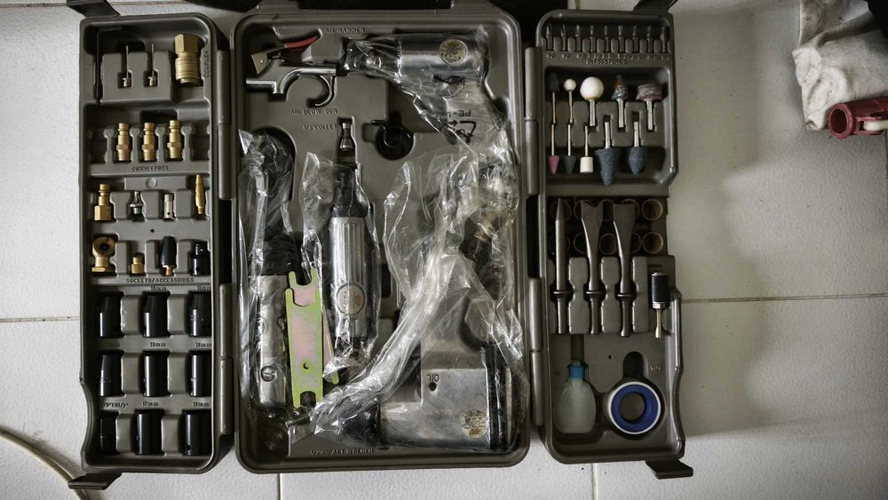 Kit de Ferramentas Pneumáticas de 71 peças