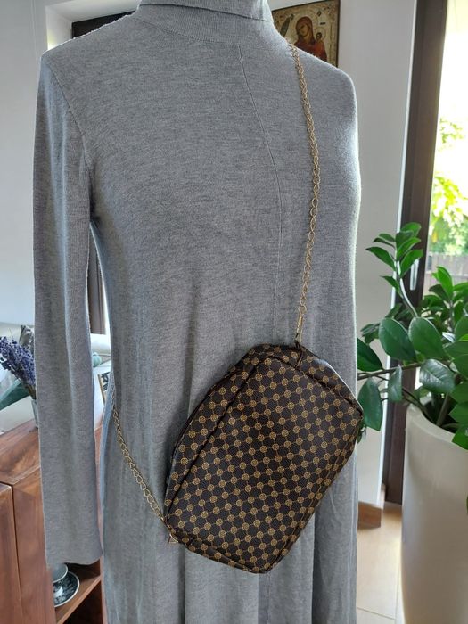 Jesienna sukienka. Wiskoza