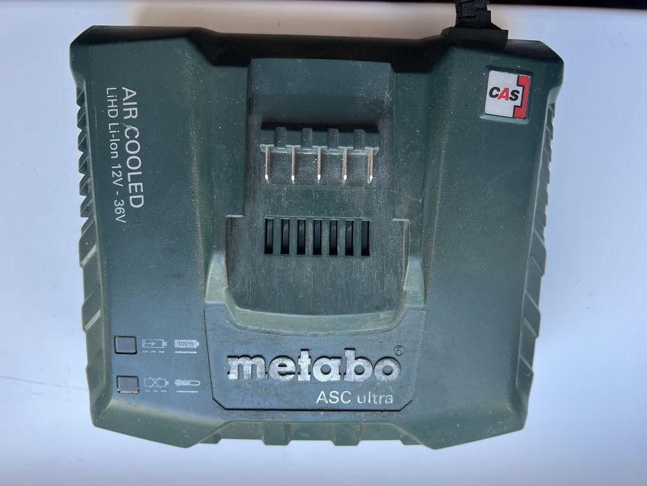 Зарядний пристрій METABO ASC Ultra