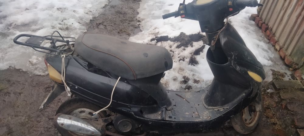 Продам скутер не на ходу.