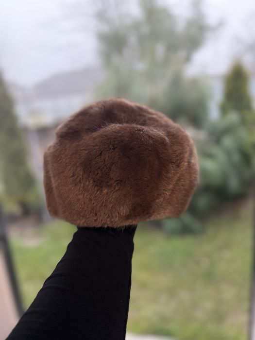 Продам вінтажну хутряну шапку Mitzi Lorenz