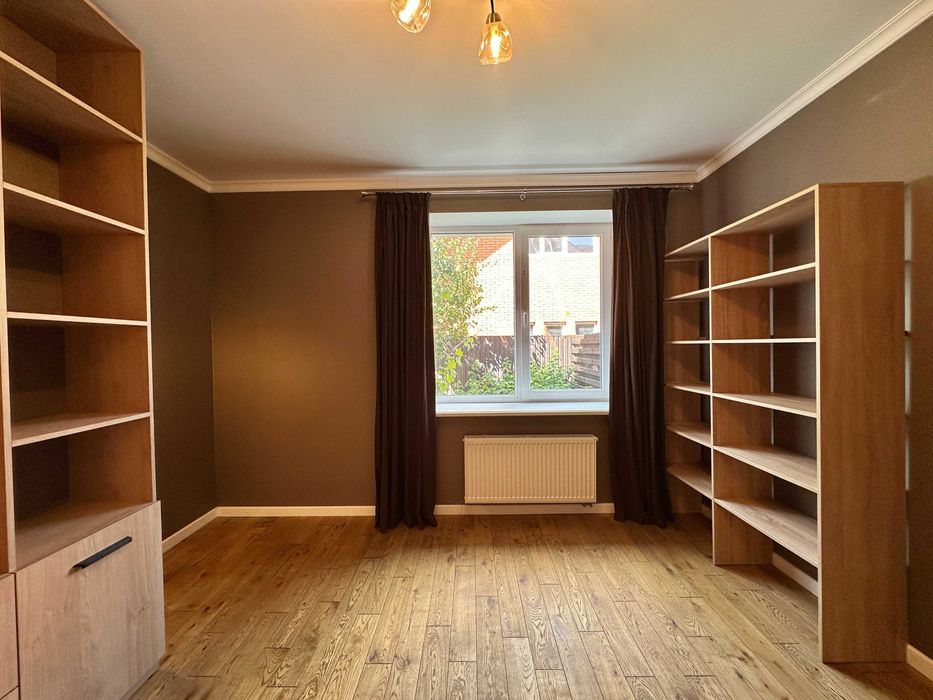 Будинок з якісним ремонтом, мінімальне оформлення, держ. програми