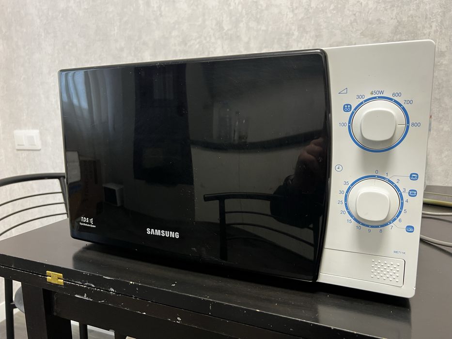 Мікрохвильова пічь, мікрохвильовка, НВЧ піч Samsung