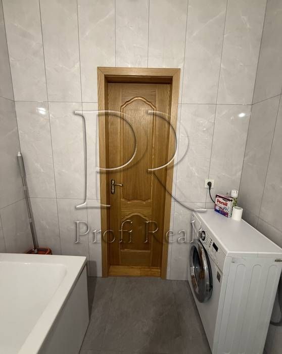 Продаж 1 кімн. квартири вулиця Саперно-Слобідська 24