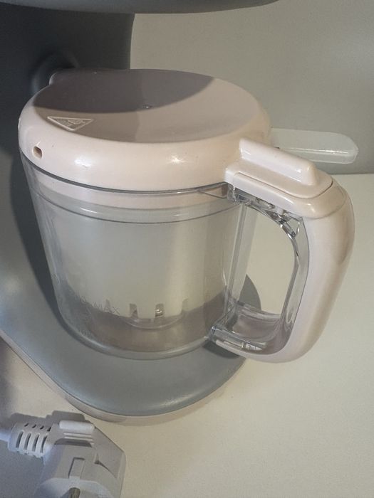 Multiblender parowy Momini NutriBlend 6w1