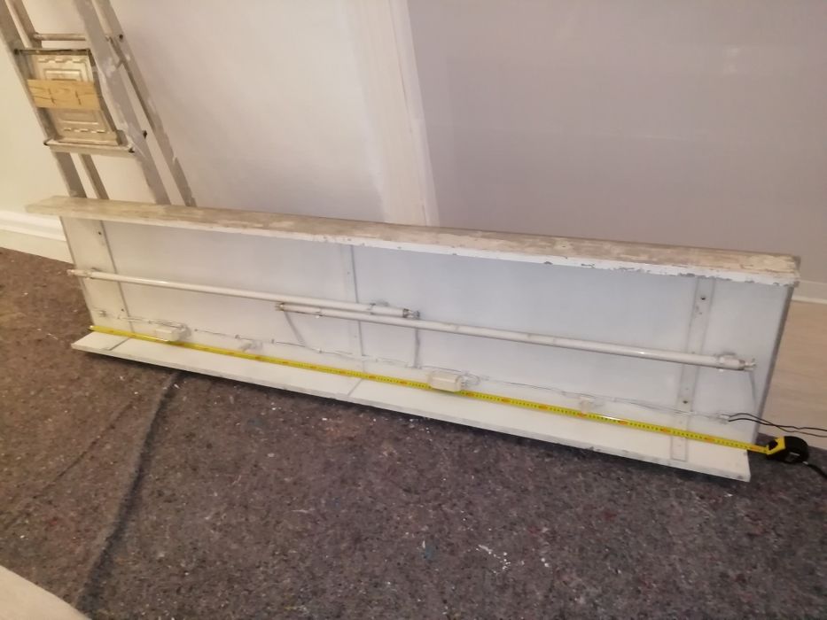 RECLAME LUMINOSO para PUBLICIDADE, em alumínio. OFERTA das 2 lâmpadas.