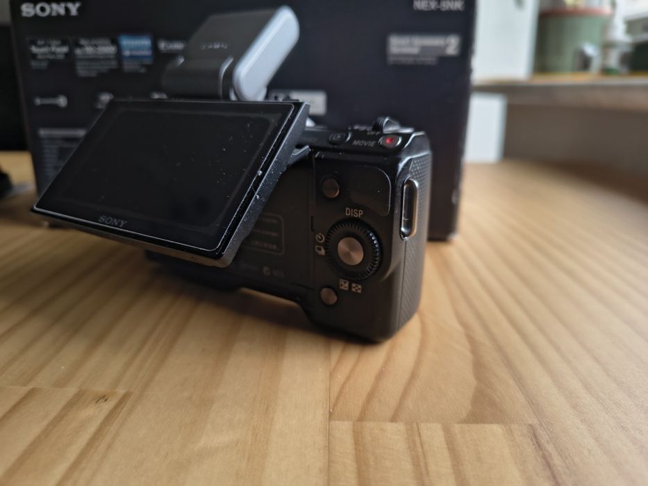 Sony Nex5N / 16mm f2.8