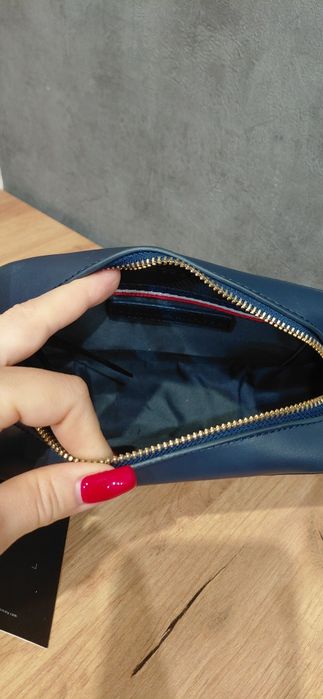 Сумка крос-боді жіноча Tommy Hilfiger/Кроссбоди томии хилфигер