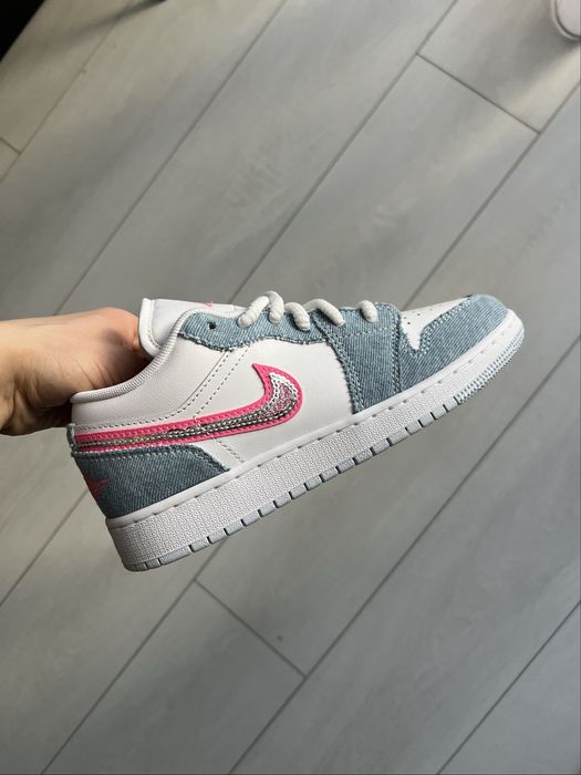 Кросівки підліткові / жіночі Air Jordan 1 Low (GS) Denim