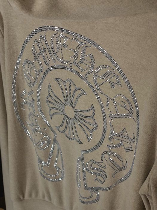 Костюм жіночий chrome hearts беж