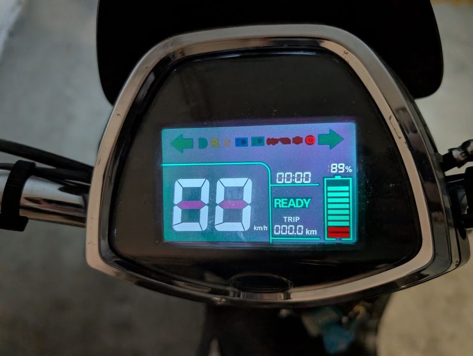 Mota Elétrica Preta