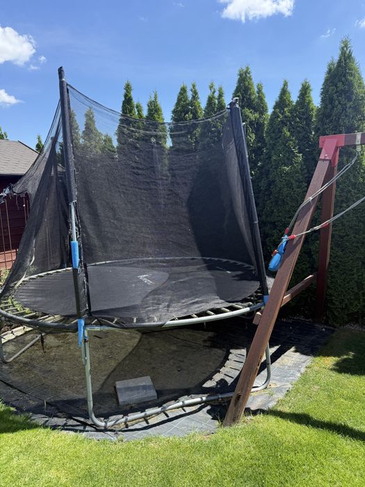 Trampolina     ogrodowa. 350cm