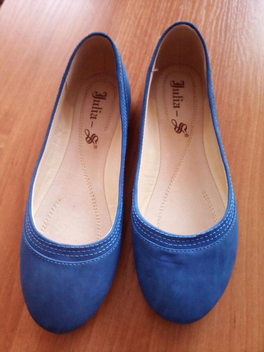 Sprzedam niebieskie baleriny