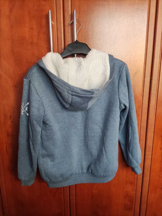 Ocieplana bluza dla chłopca rozmiar 146 cm
