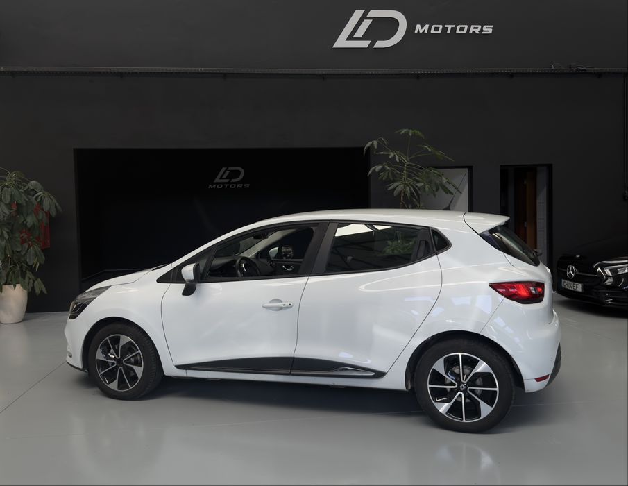 Renault Clio TCE 90 CV Ano 2019 ( Limited Full Extras )