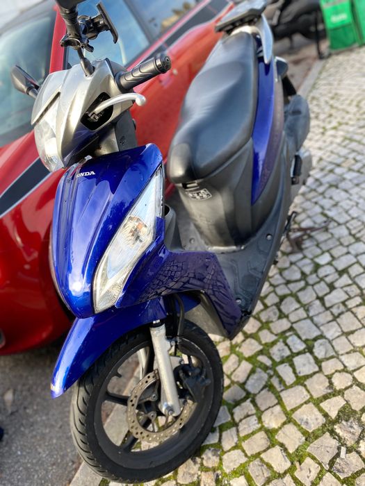 Vendo moto Vision Alfragide • OLX Portugal