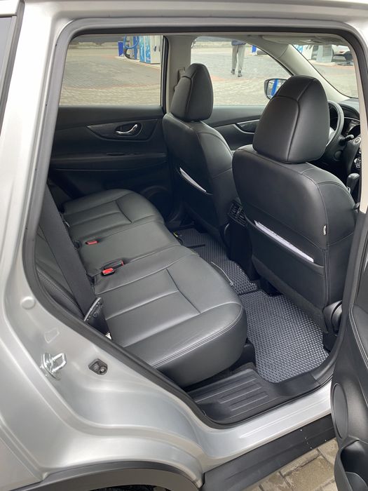 Продаж Nissan Rogue
