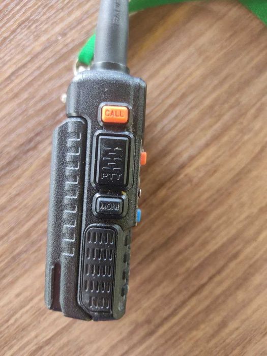 Рація Baofeng UV-5R V2+
