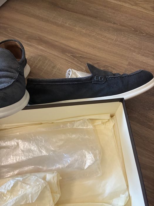 Лофери в синьому кольрі