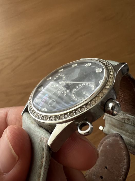 Relogio Dolce & Gabbana azul com cristais.