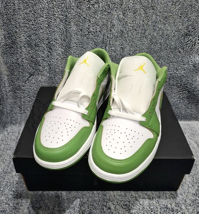 Продам кросівки Nike Air Jordan low se