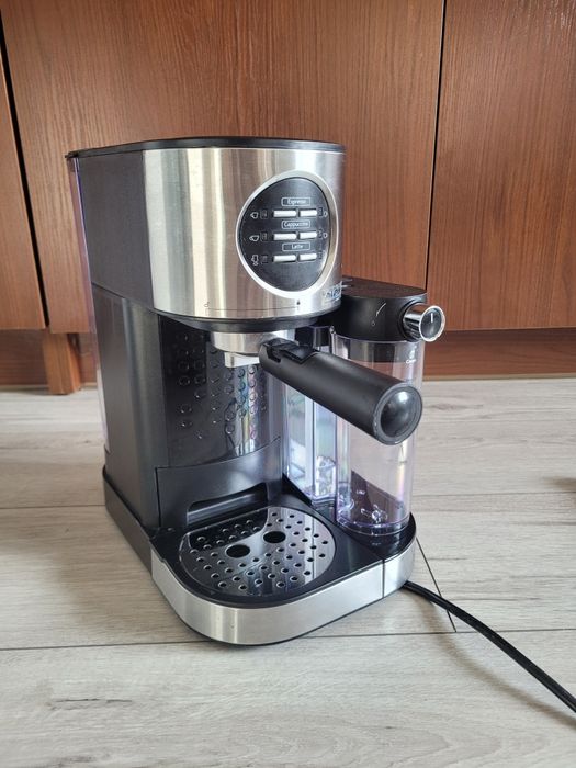 Ekspres do kawy SilverCrest SEMM 1470 A1