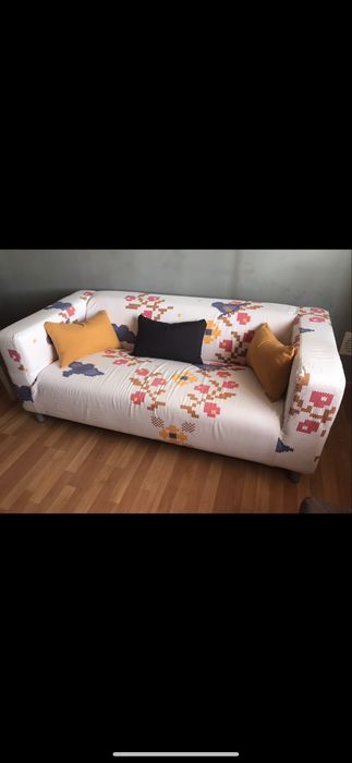Sofa klippan com duas capas em excelente estado