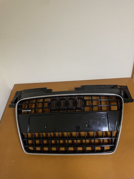 Grelha frontal audi tt 2008