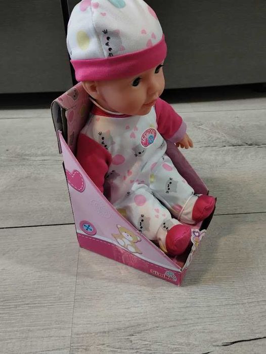 Lalka New Born Baby Simba Laura Słodki bobas śmieje się, gaworzy 30 cm