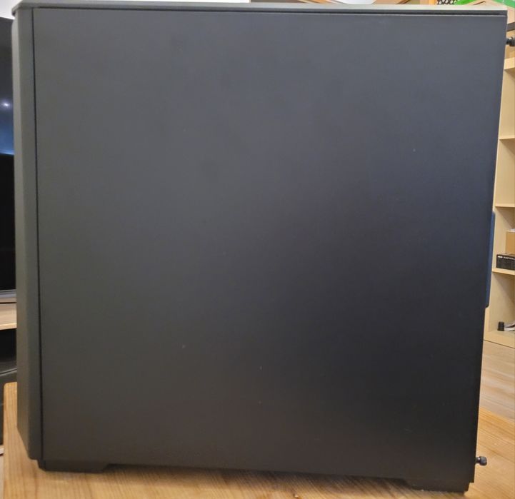 Komputer stacjonarny – i7 / RTX 3070 / 32 GB RAM