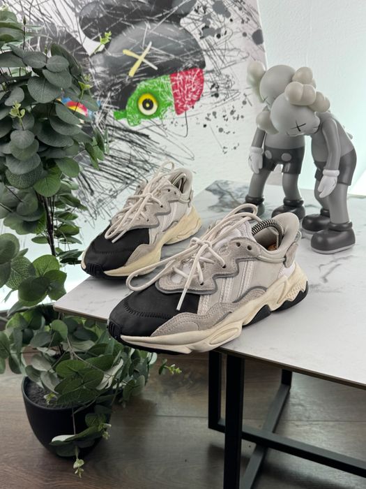Кросівки Adidas Ozweego 36.5 розмір Е10173