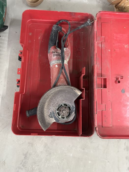 Rebarbadora hilti