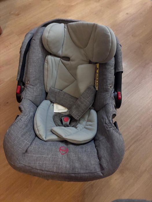 Vendo carrinho de bebe