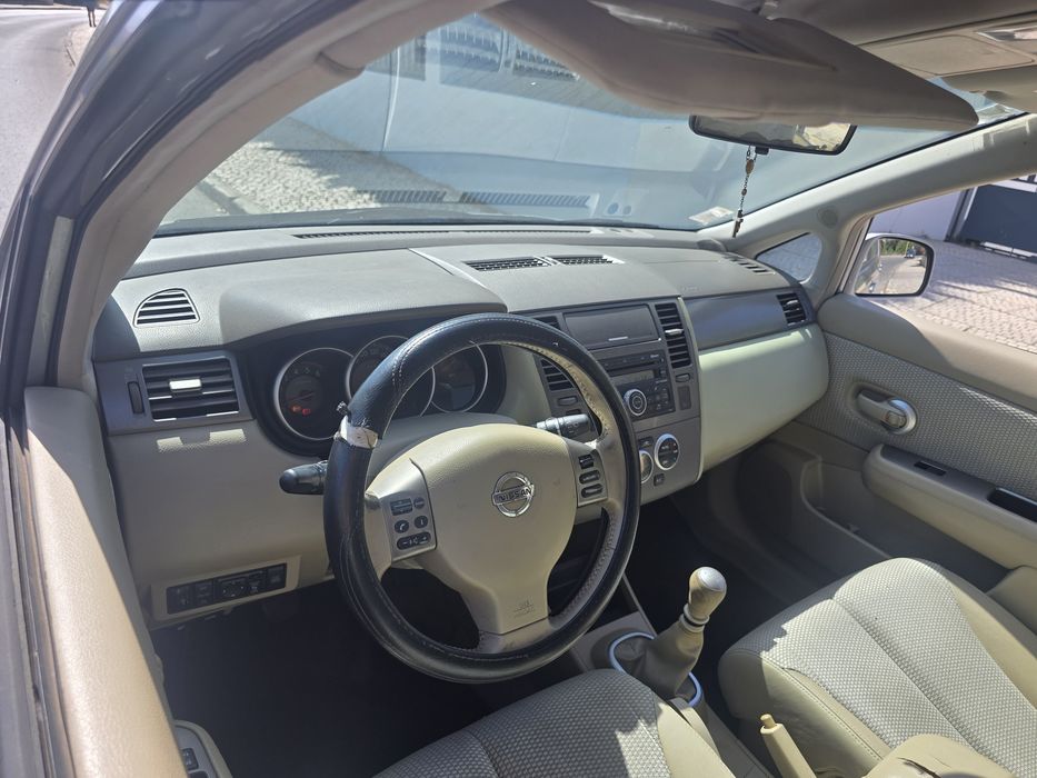 Nissan Tiida  1.5 DCi
