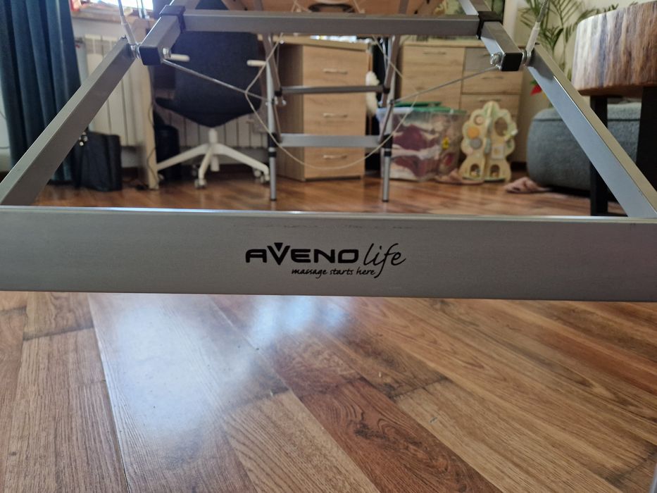 Aluminiowy stół do masażu