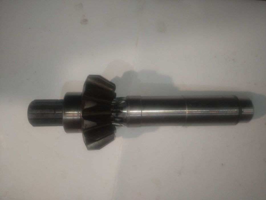 Wałek przekładni brony wirnikowej Kverneland NG 600