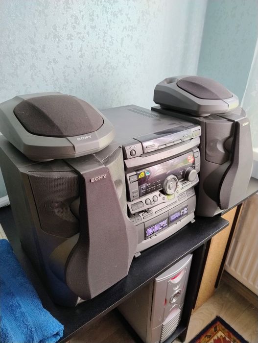 Музыкальный центр SONY